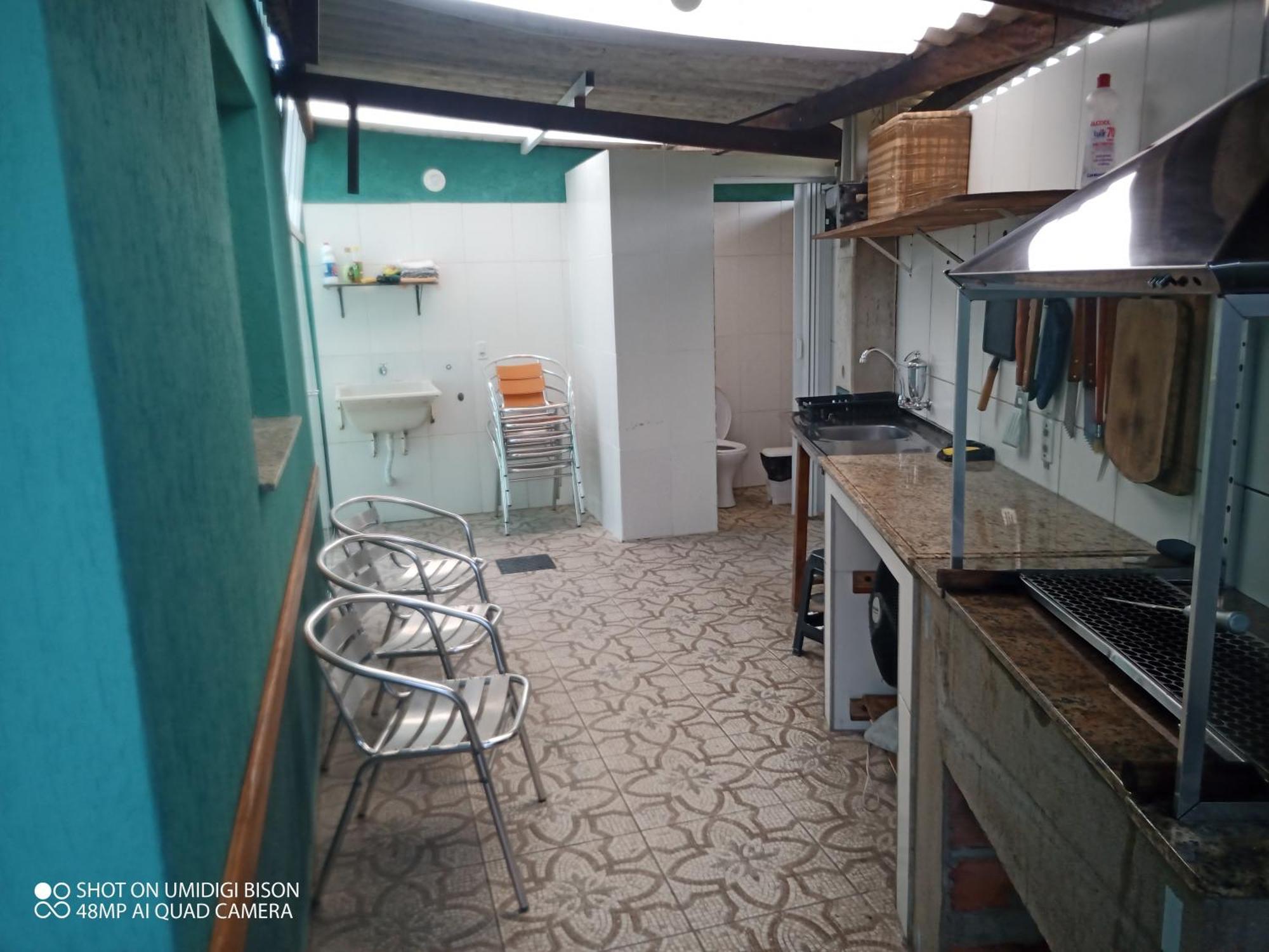 Casa com piscina , churrasqueira, Wi-Fi, em rua de Areia à 1km da praia, bairro sussegado, proíbido uso de som extremamente alto ideal para descansar Itanhaém Exterior foto
